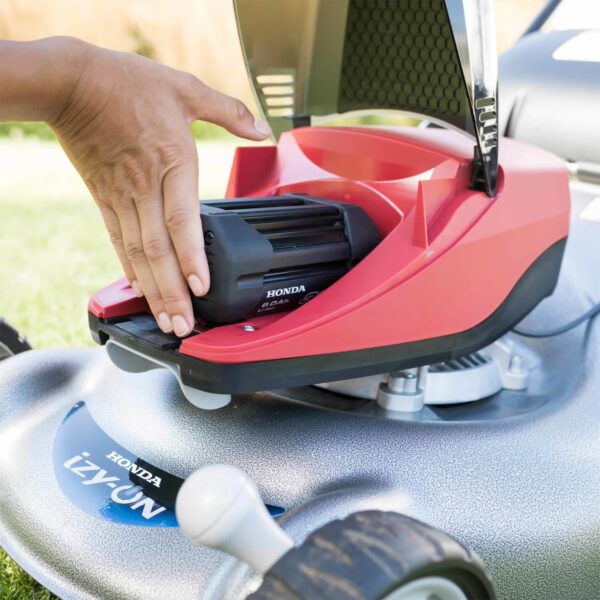 HRG 416 XB Cordless Lawnmower - Image 3